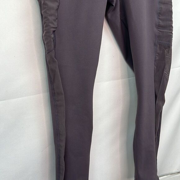 Fabletics Dusty purple mesh accent leggings with pockets EUC - Picture 3 of 14